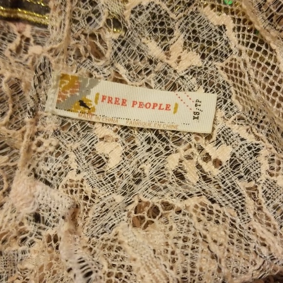 Top - Picture 3 of 3